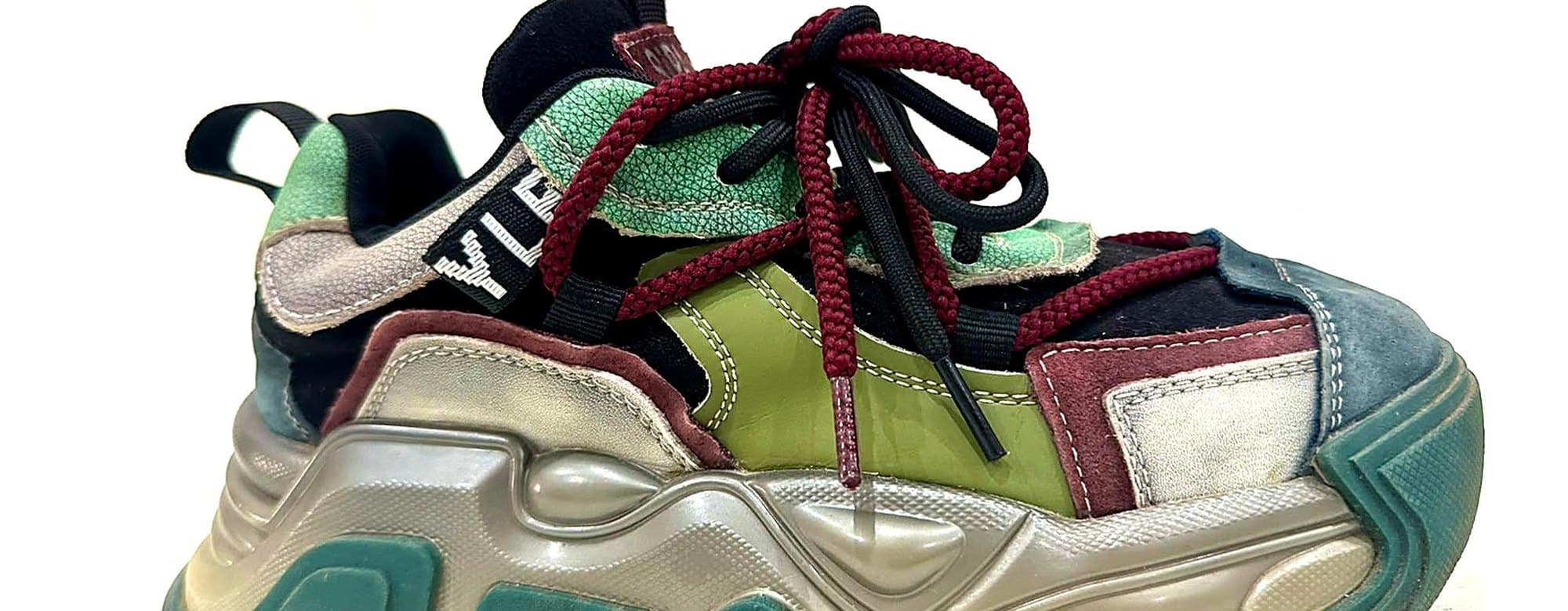 Patchwork chunky sneaker in green, cream and burgundy with red laces